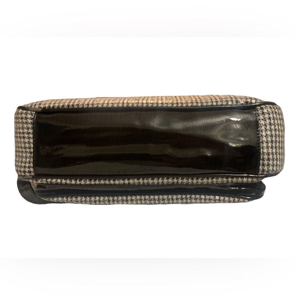 Betsey Johnson Black and Gray Houndstooth Shoulder Bag - Picture 5 of 7